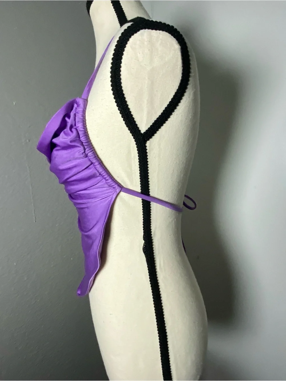 Frankie’s Bikinis Purple Handkerchief Bikini Top Size Small